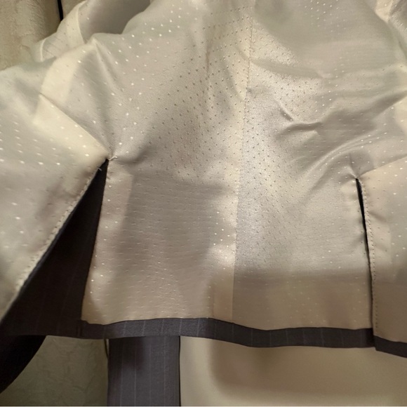 Banana Republic Suit Jacket - Picture 3 of 10